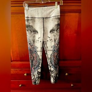 Evolution & Creation EUC 7/8 Super Soft Beautiful Super Soft Leggings